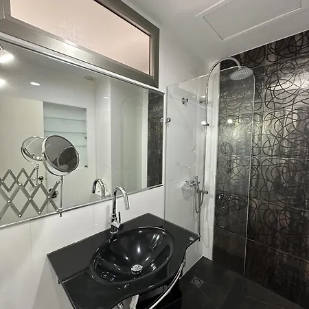 Atico Plaza Bailen Centro Apartment Malaga